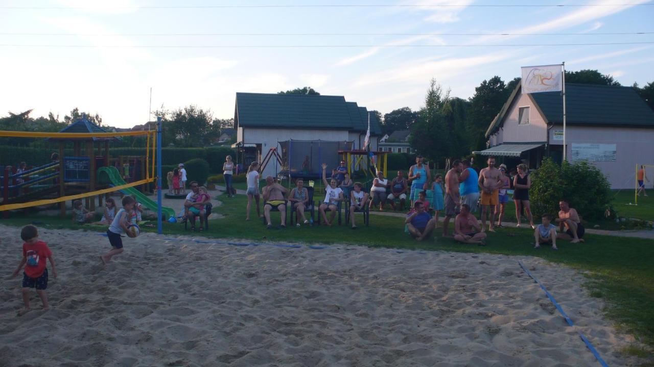 Hotel Ośrodek domków Sztorm Chłopy Zewnętrze zdjęcie