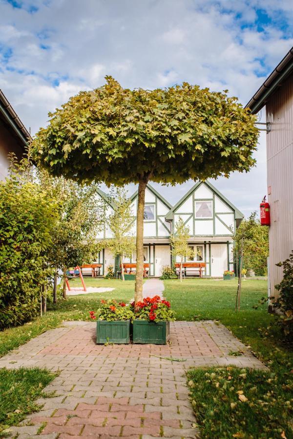 Hotel Ośrodek domków Sztorm Chłopy Zewnętrze zdjęcie